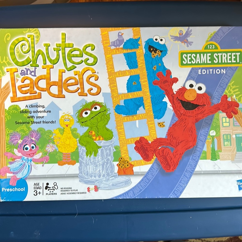 Chutes and Ladders:Sesame Street Edition,Hasbro board game,excellent collection